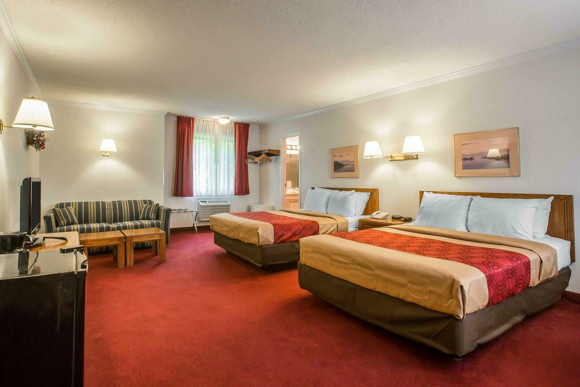 เบย์มอนต์ บาย วินด์แฮม เลคจอร์จ Hotel ภายนอก รูปภาพ